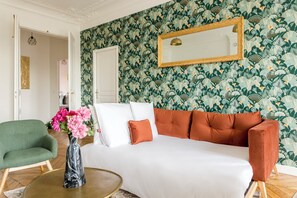 5 bedrooms, desk, iron/ironing board, travel cot - Merveil - Family Suite - Marais - Ponceau (Paris)