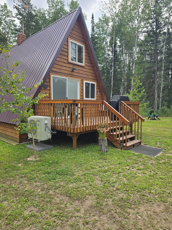 Exterior - We are 22 mi from Warroad, 26 mi from Roseau, 2.3 mi from Hayes Lake State Park (Roseau)