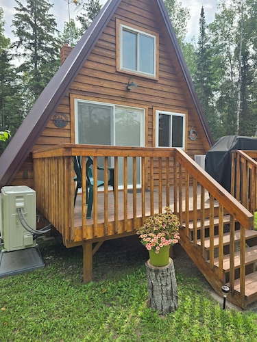 We are 22 mi from Warroad, 26 mi from Roseau, 2.3 mi from Hayes Lake State Park 