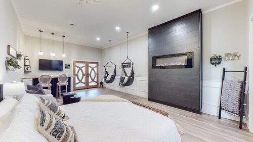 Eternal Romance: The Honeymoon Suite at 1885 Farms