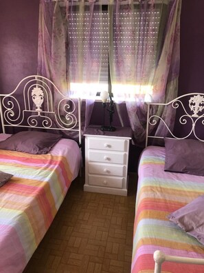 3 bedrooms, iron/ironing board, travel crib, free WiFi