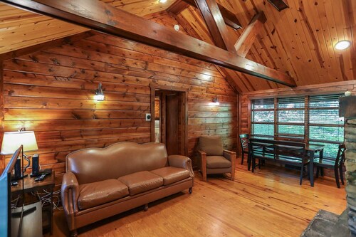 Robin's Nest at Seven Springs