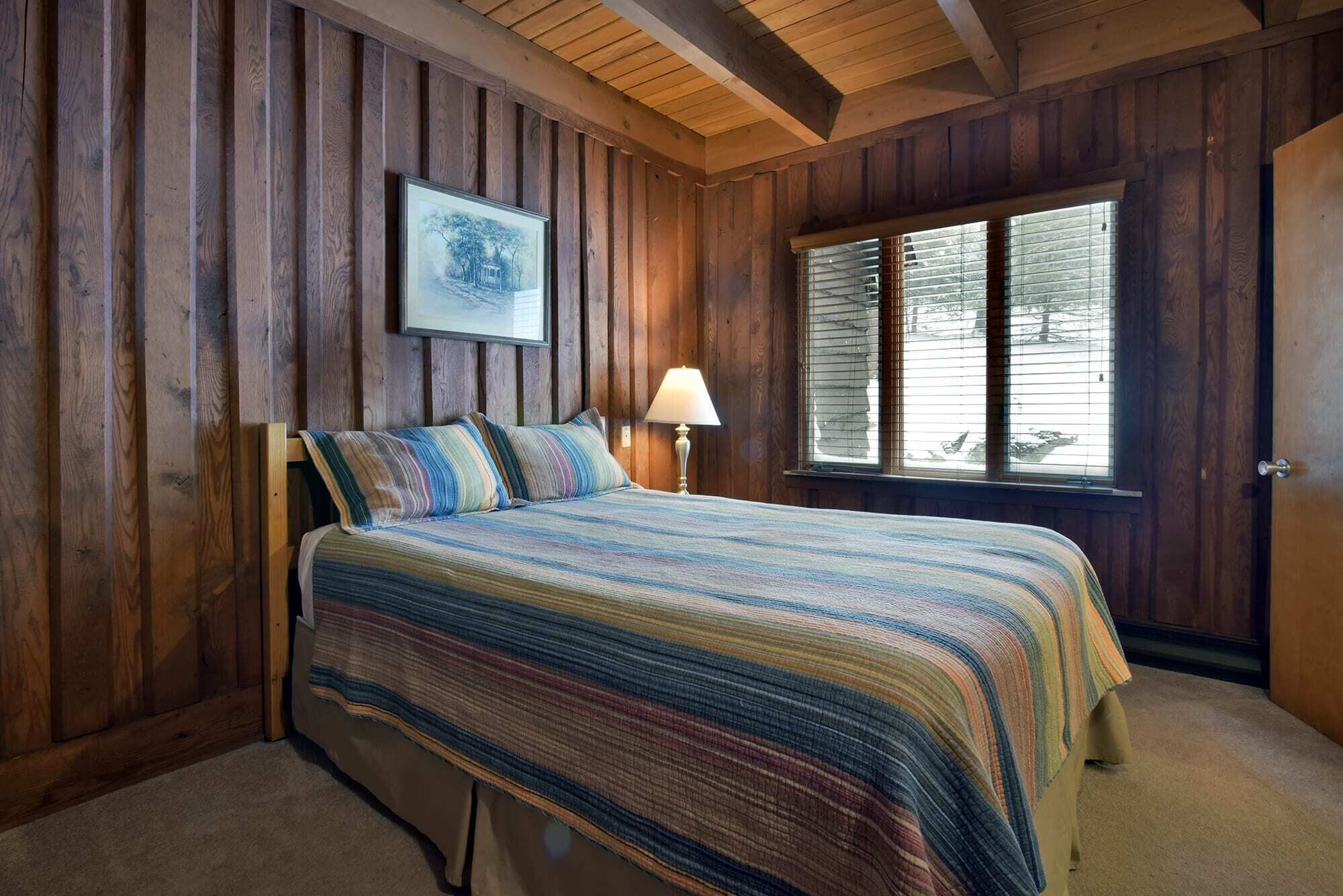 4 bedrooms, WiFi, bed sheets