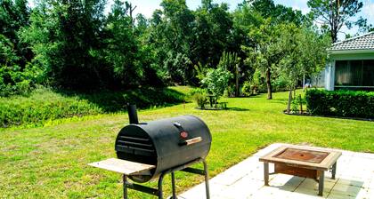 New Decor /Oval Couch/Indoor, Outdoor patio Grill