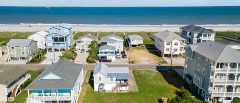 House, 4 Bedrooms | Exterior