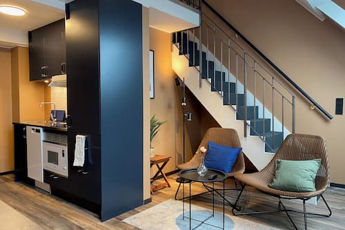 Chambre Affaires double | Espace de travail pour ordinateurs portables, rideaux d’obscurcissement