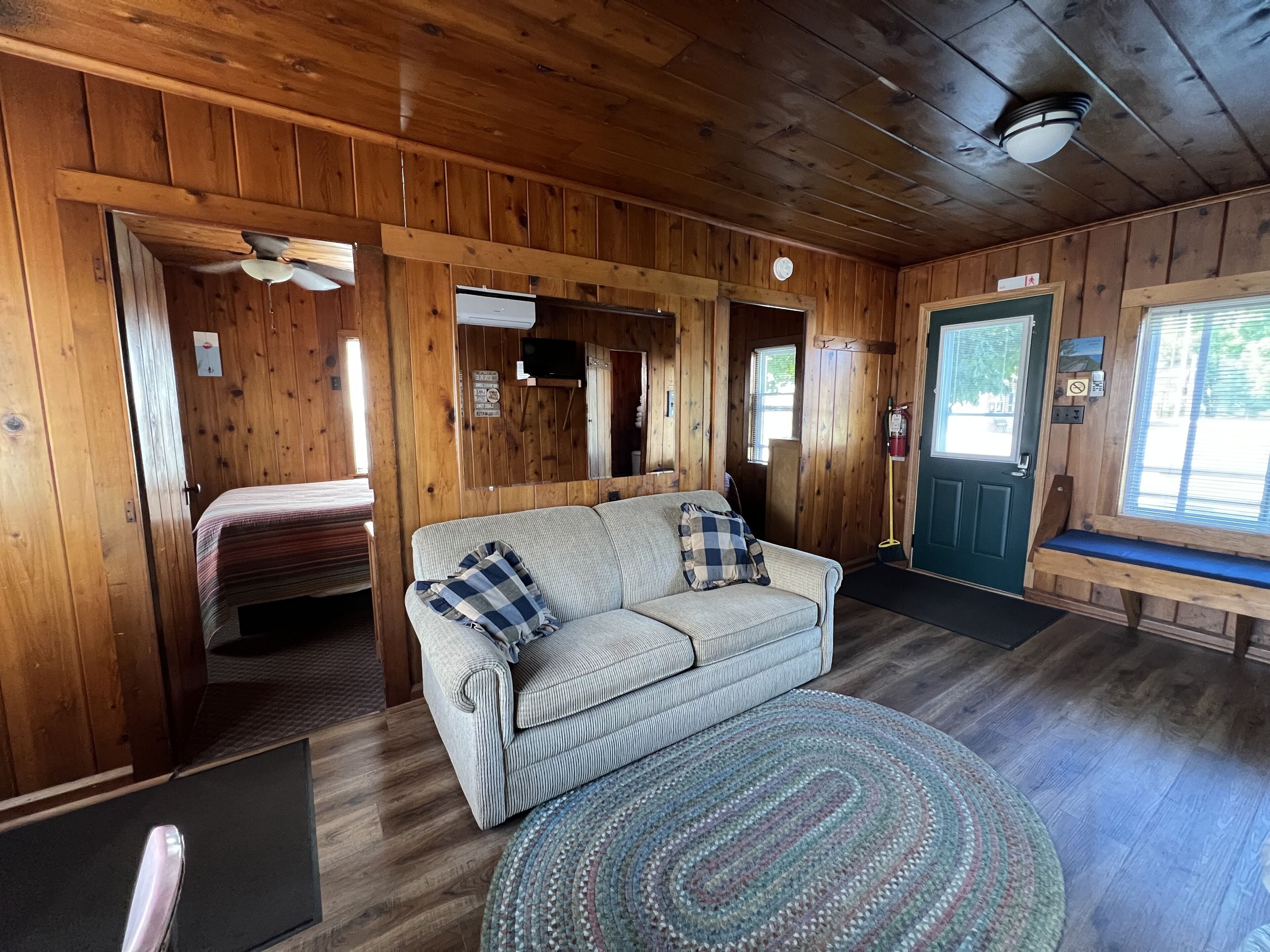 Arcadia Two Bedroom Rustic Cottage