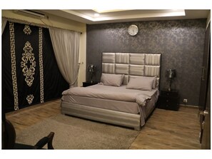 1 bedroom, iron/ironing board, WiFi, bed sheets - Cozy & Warm 1BD guest apt in heart of Bahria Town (Rawalpindi)