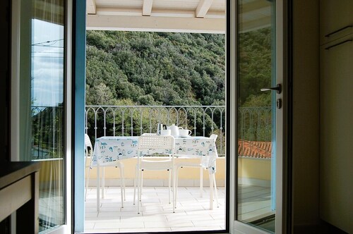 Brand new apartment terrace sea view detached cottage Pomonte