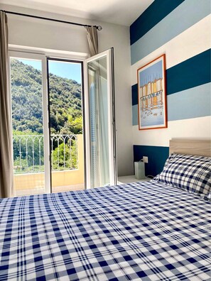 2 chambres, fer et planche à repasser, Wi-Fi gratuit, draps fournis