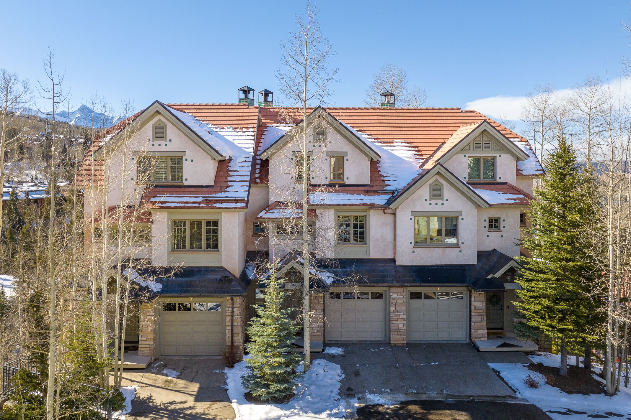 Classic Mountain Residence by InvitedHome | Walk to Ski, Deck, Wilson Range View