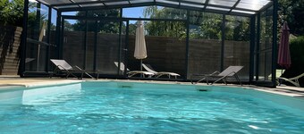 Locationsudlandes, duplex spacieux,calme, plein sud, piscine chauffée couverte