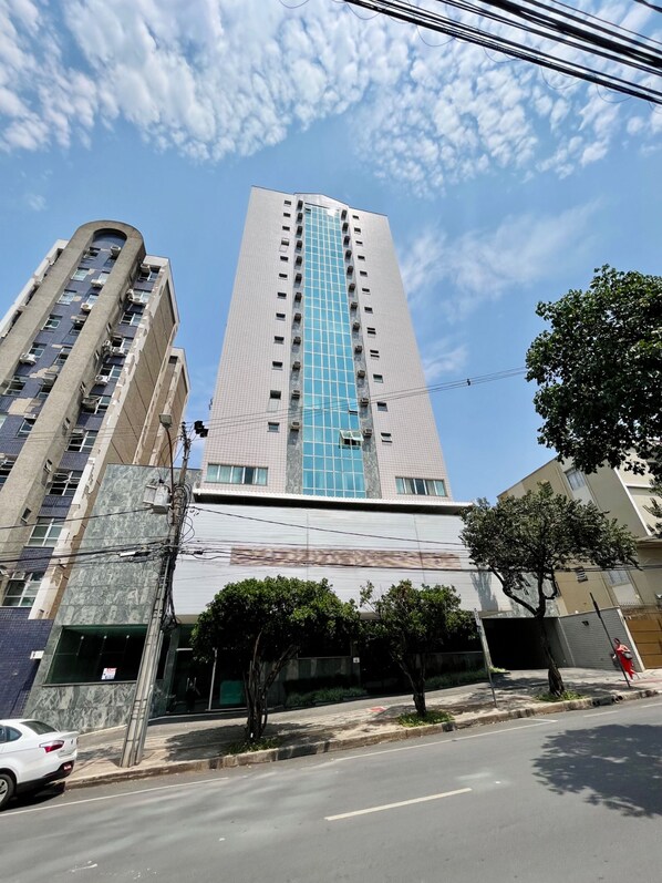 Basic Apartment | Exterior