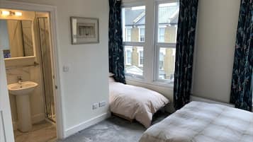 Apartment | 2 bedrooms, free WiFi, bed sheets