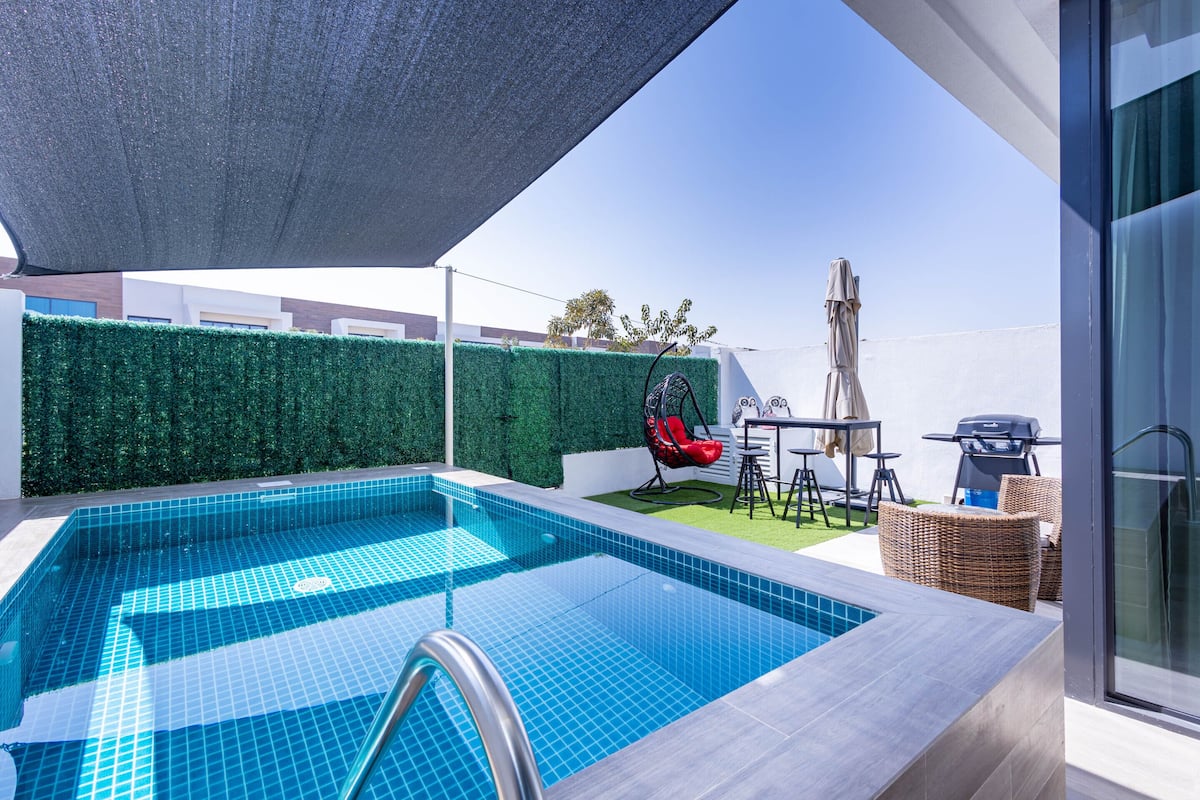 Royal Townhome | Private pool