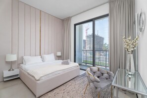 Superior Townhome | Egyptian cotton sheets, premium bedding, memory foam beds - Nasma Luxury Stays- Ras Al Khaimah (Ras Al Khaimah)