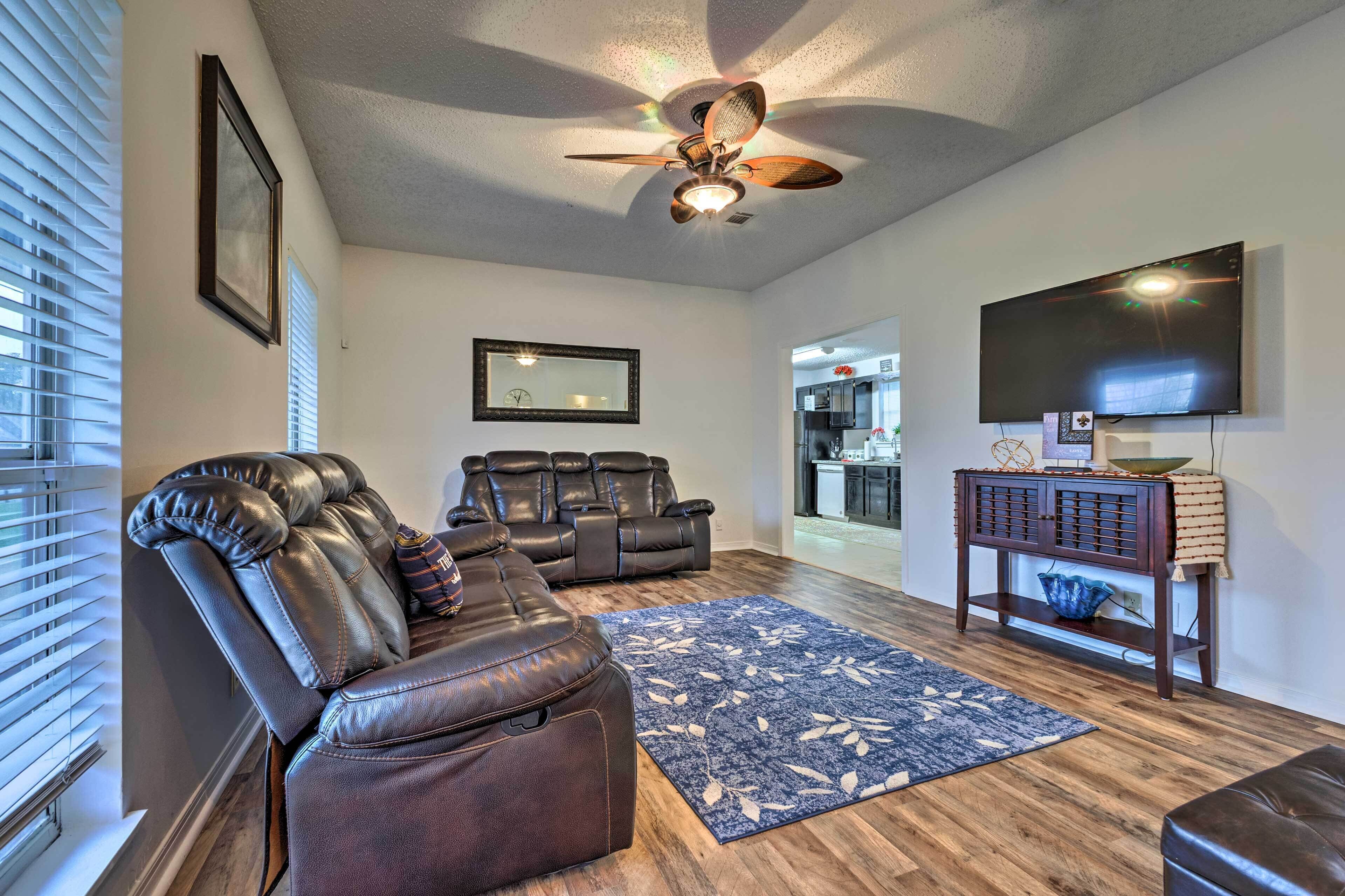 Ocean Springs Vacation Rental | 3BR | 2BA | 1,300 Sq Ft | 1 Step to Enter
