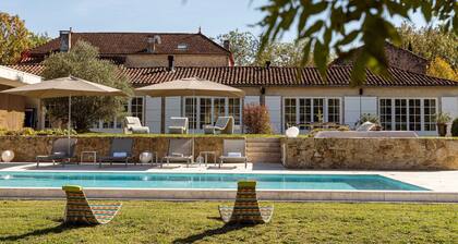 Villa de luxe avec piscine, sauna, studio de yoga,.. sur immense domaine au Gers