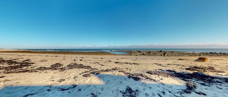 Una playa cerca