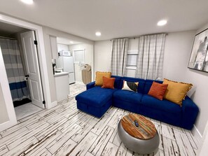 Smart TV, fireplace, music library