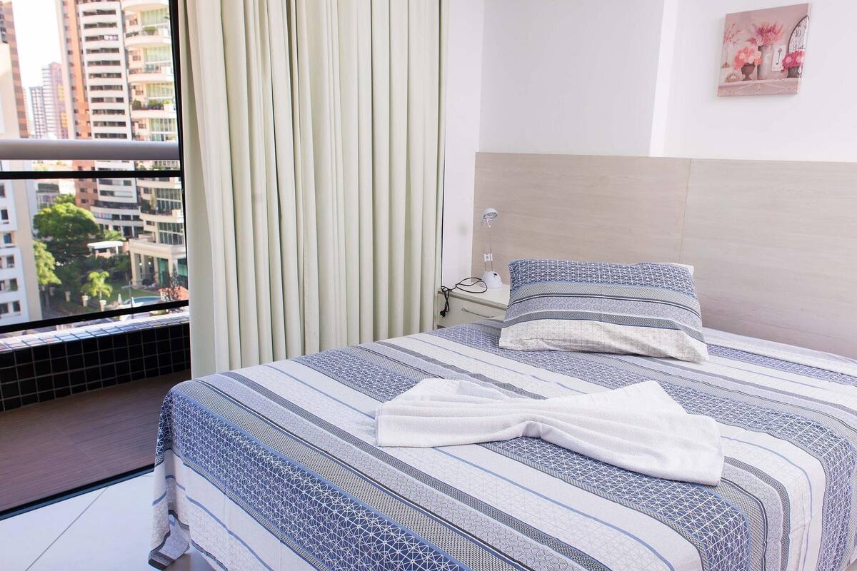 Klassiek appartement | 2 slaapkamers, een kluis op de kamer, een strijkplank/strijkijzer