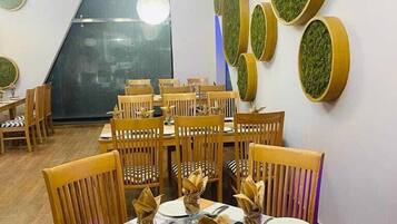 Desayuno continental incluido todos los días