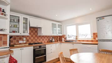 Fridge, dishwasher, electric kettle, toaster