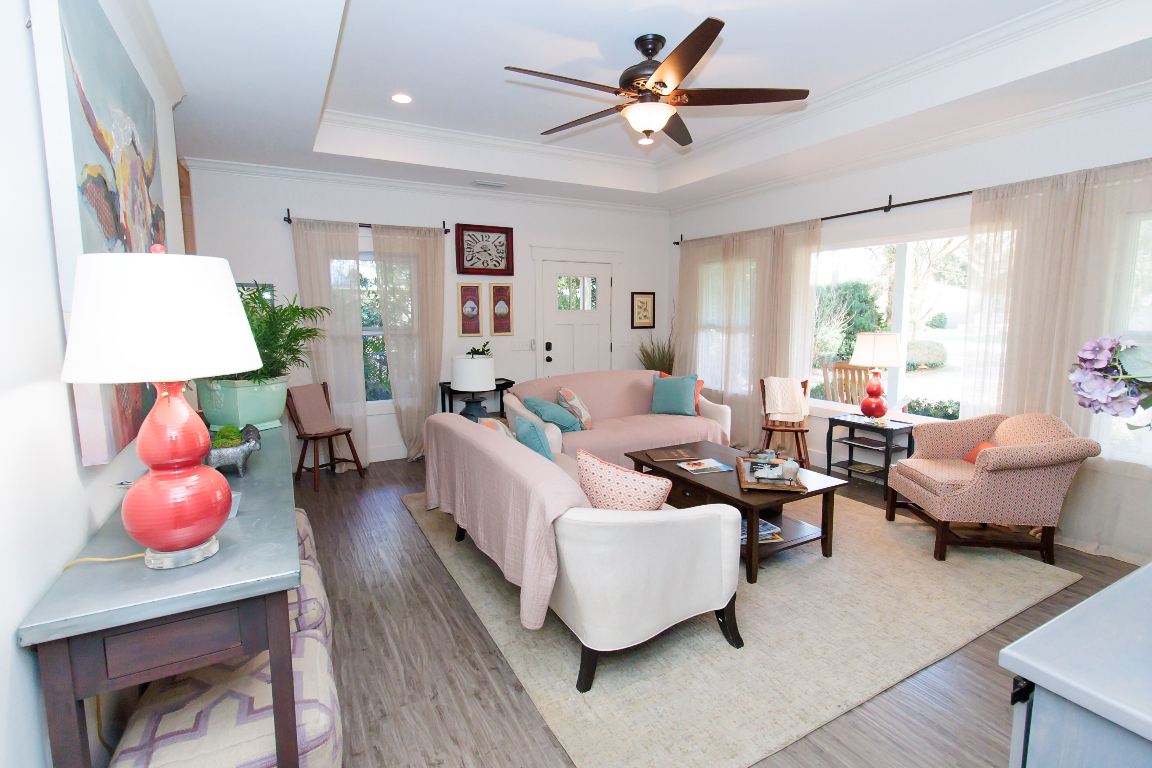 Island Getaway With Hot Tub Short Walking Distance To Village Pier-dog Friendly - Georgia