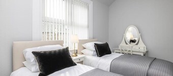 Cosy town centre cottage