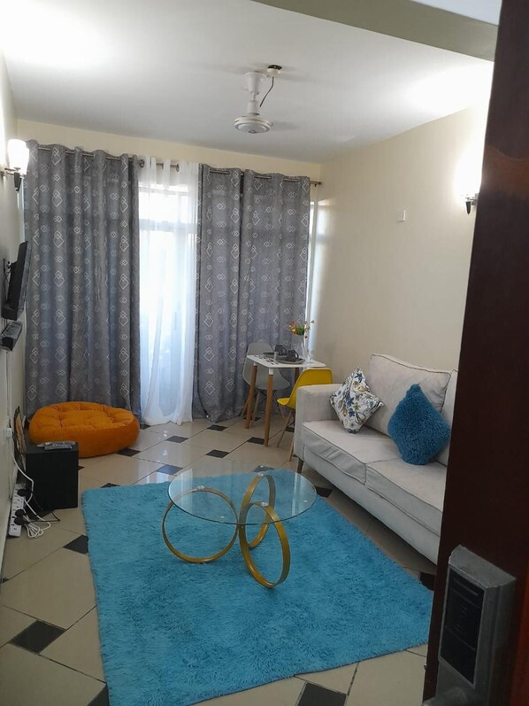 Apartment, 1 Queen Bed | 1 bedroom, iron/ironing board, free WiFi, bed sheets - Cozy 1-bed Apartment in MSA Shanzu With Pool (Mombasa)
