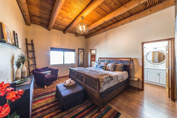 3 bedrooms, free WiFi, bed sheets