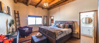 Spacious home w/Sedona views