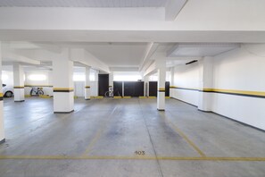 Free self-parking - 696-Cobertura Champagnat 403 (Bombinhas)