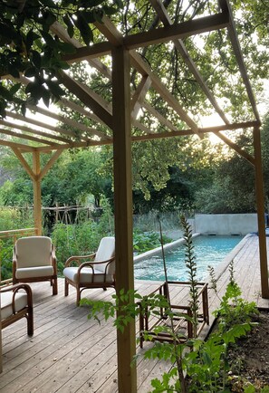 Outdoor pool -  A quiet natural setting, a comfortable 60M2 apartment with swimming pool & bbq. (Saint etienne du gres)
