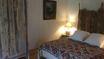 2 dormitorios, cuna de viaje, wifi gratis y ropa de cama