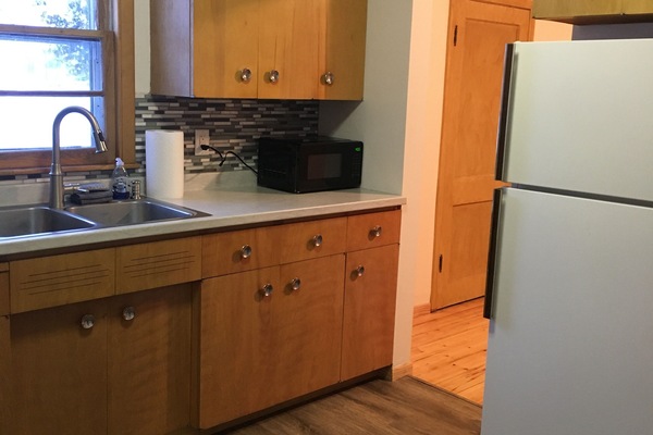 Frigorífic, microones, forn i placa de cuina