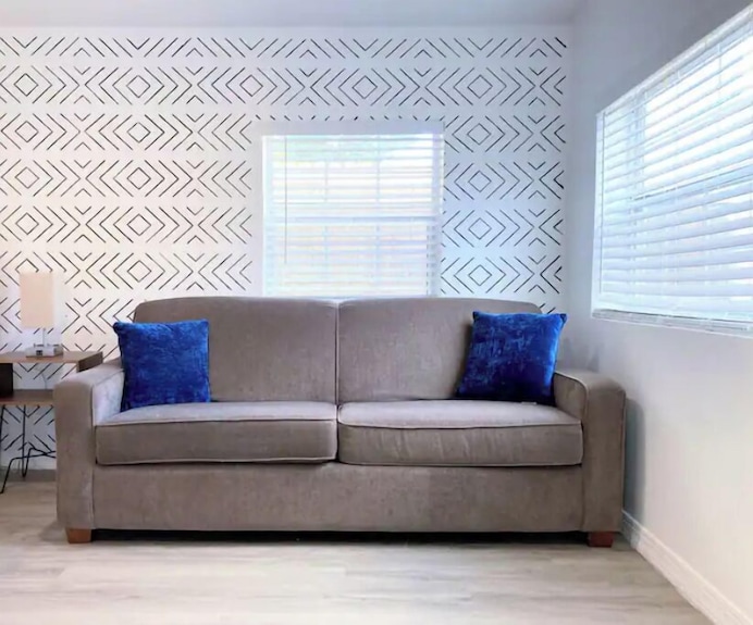 Sunshine Escape Guesthouse - Apopka, FL