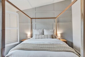 2 habitaciones, escritorio, tabla de planchar con plancha y wifi 