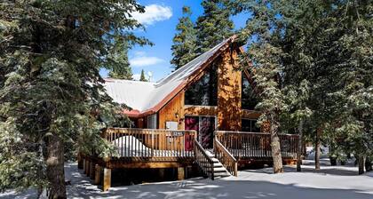 New Hot Tub! 3 Queen, 1 Twin, with Foosball Table, and Fire Pit