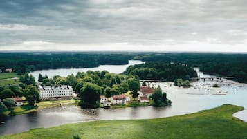 Esterni