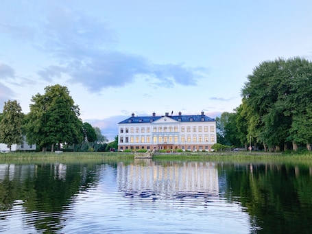 Fassade der Unterkunft. Gysinge Herrgård