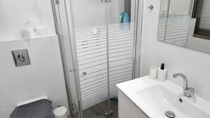 Apartment | Badezimmer