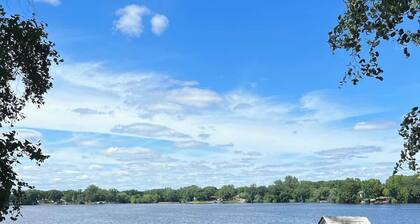 BOAT-SWIM-FISH Lake Cottage-Pontoon Rental