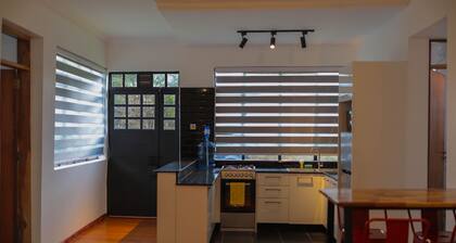 The KiNd House - Stylish 2br10 mins from Nakuru CBD