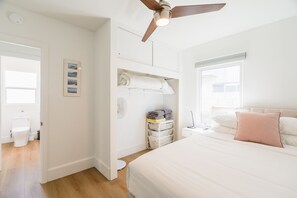 4 bedrooms, desk, iron/ironing board, travel crib - Beach House w/ Private Pool & Spa mins to beach! (San Diego)