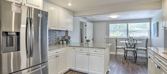 Pet-Friendly Gulfport Home < 2 Mi to Beach