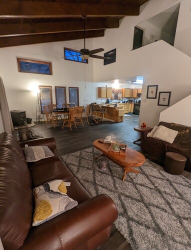 Riverfront Property with On Site Private Fishing on the San Juan River!!