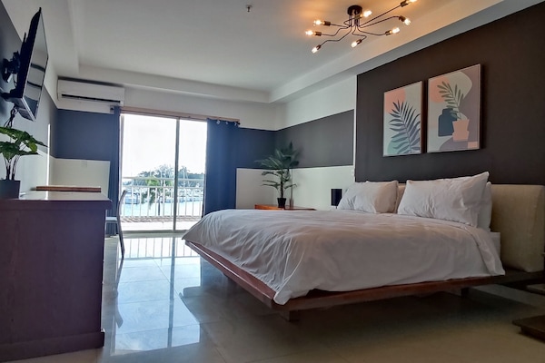 Ropa de cama de alta calidad, cubrecamas y colchones con pillow-top