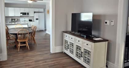 The Crossing: Close to Free Boat Ramp+Cedar Point