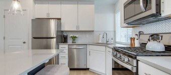 Lehi Contemporary Silicone Home